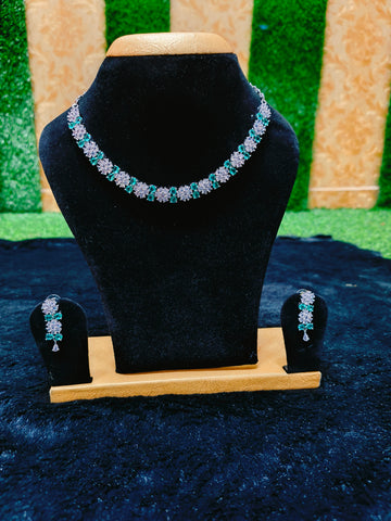 FASHION NECKLACE