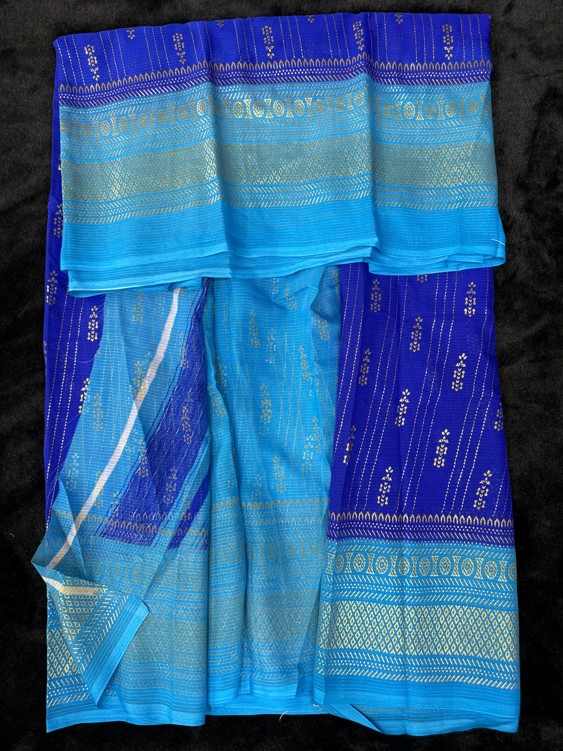 Foil print Saree