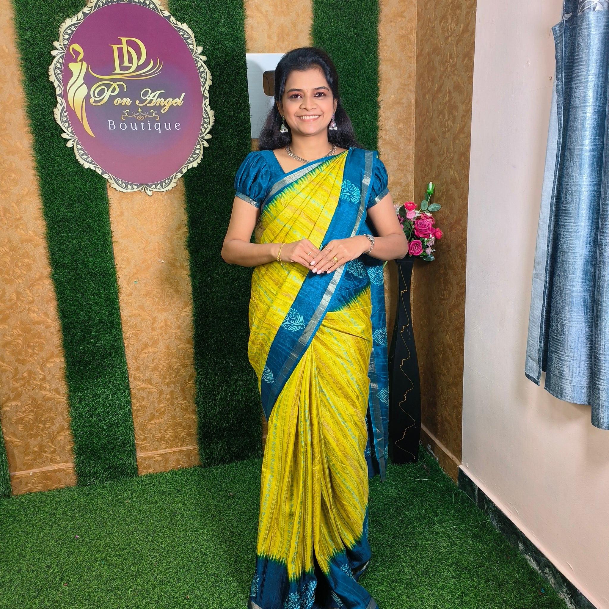 DOLA SAREE