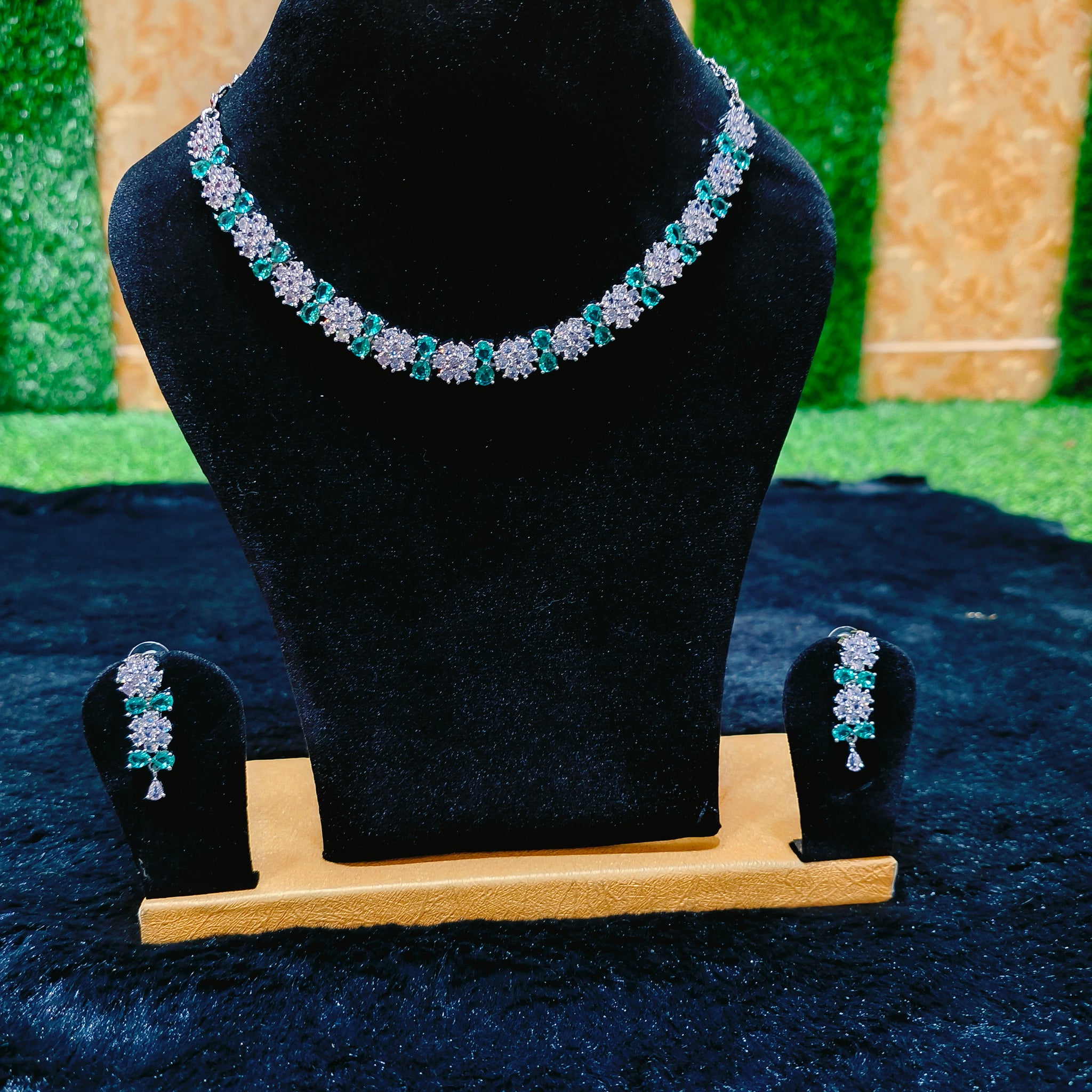 FASHION NECKLACE