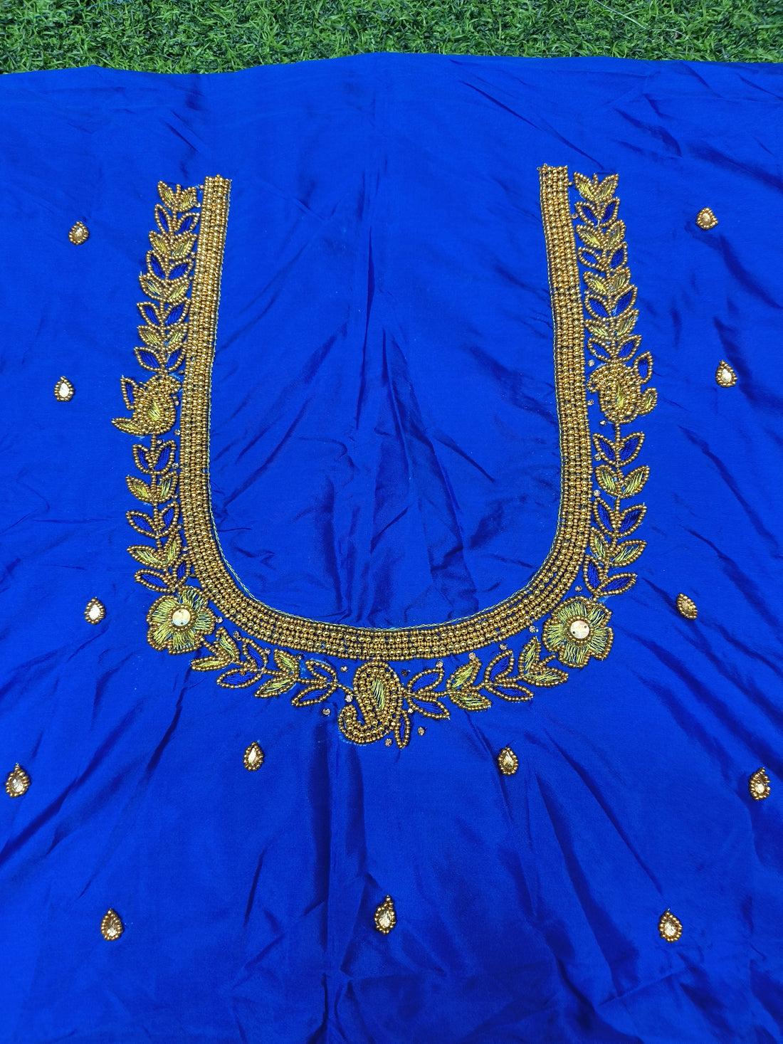 AARI BLOUSE