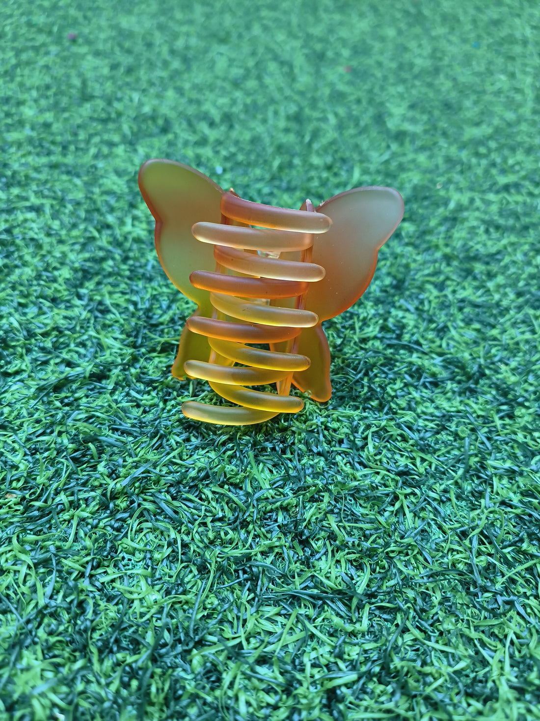 BUTTERFLY CLAW