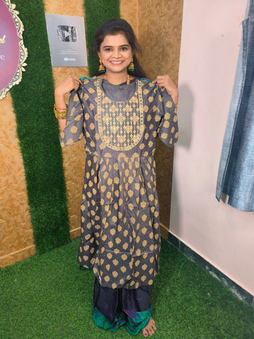 KURTI