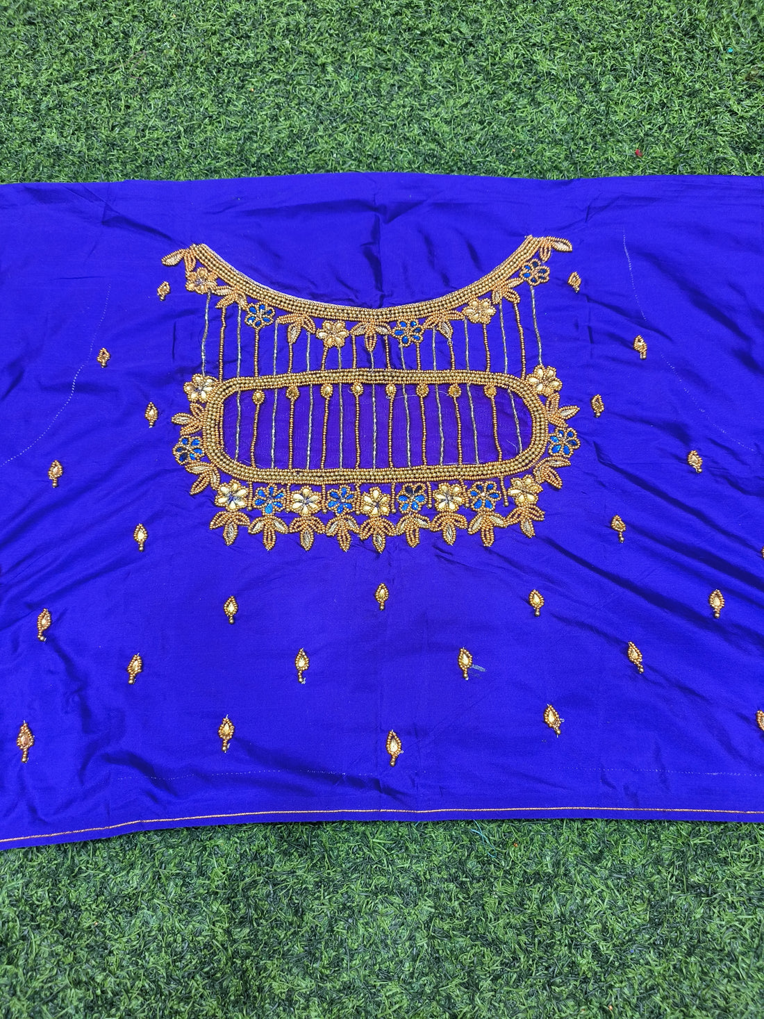 AARI BLOUSE
