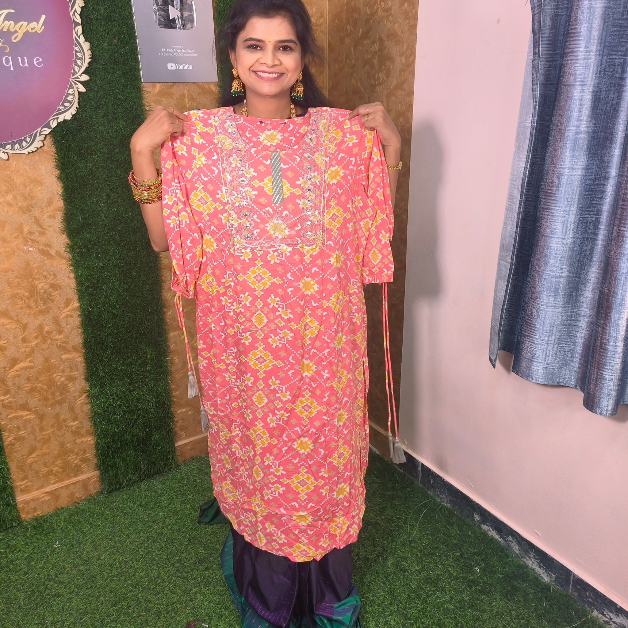 KURTI