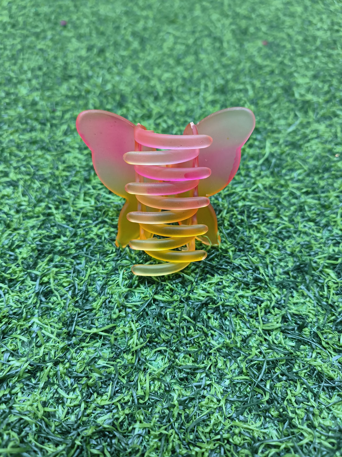 BUTTERFLY CLAW