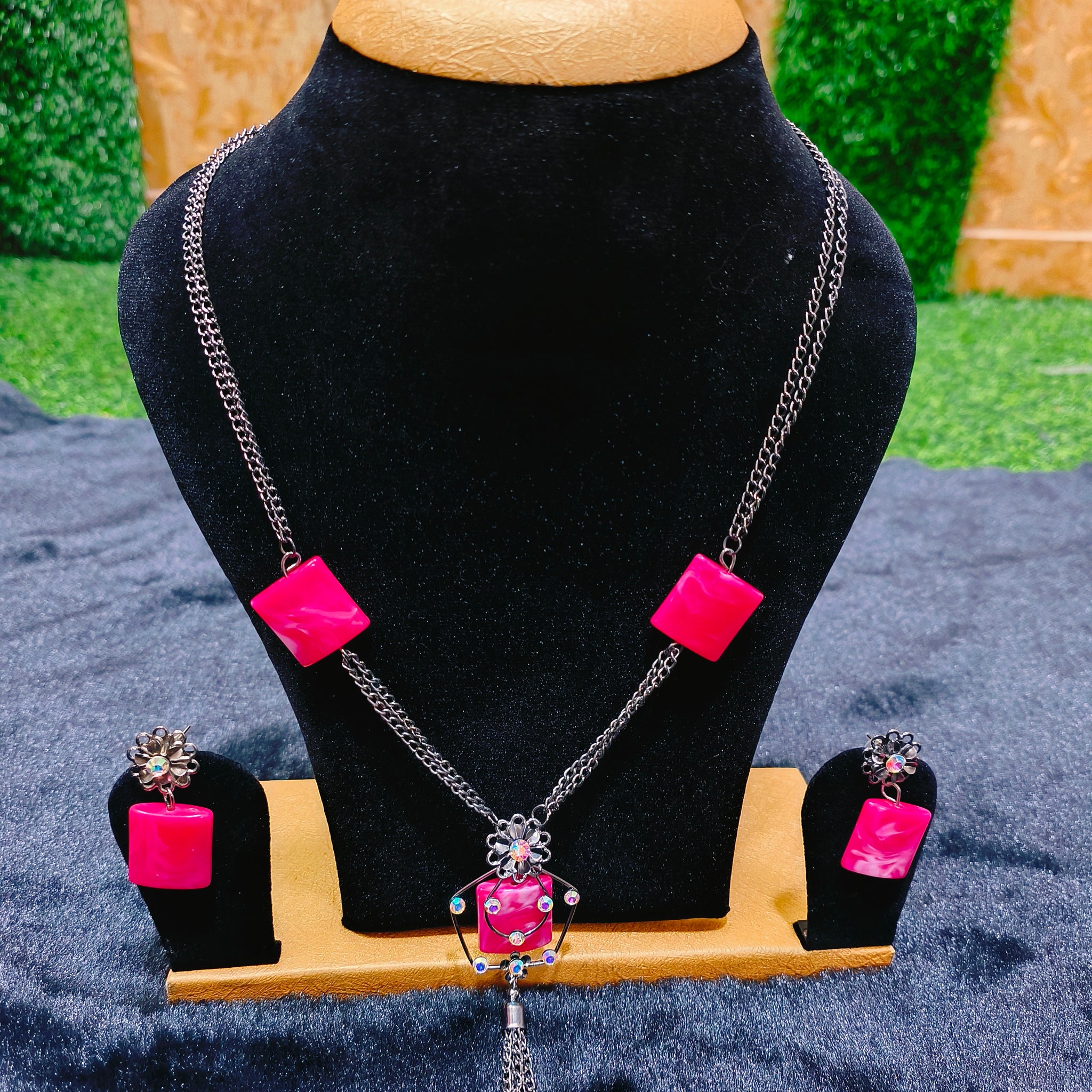 FASHION JEWELLERY
