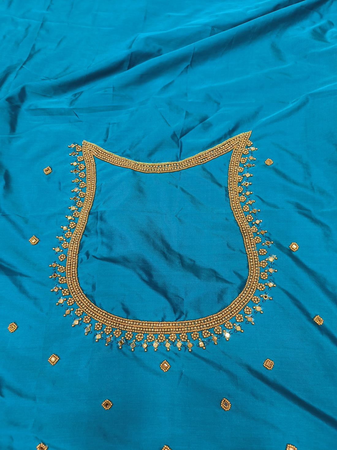AARI BLOUSE